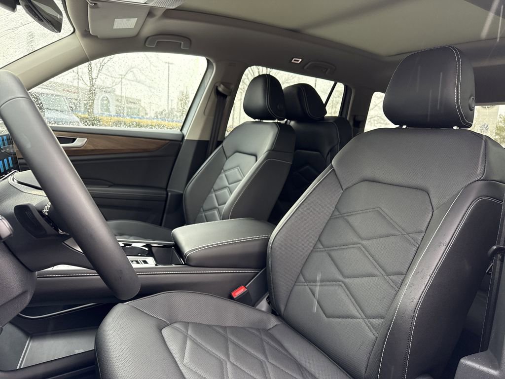 New 2026 Volkswagen Atlas SE FWD image 12