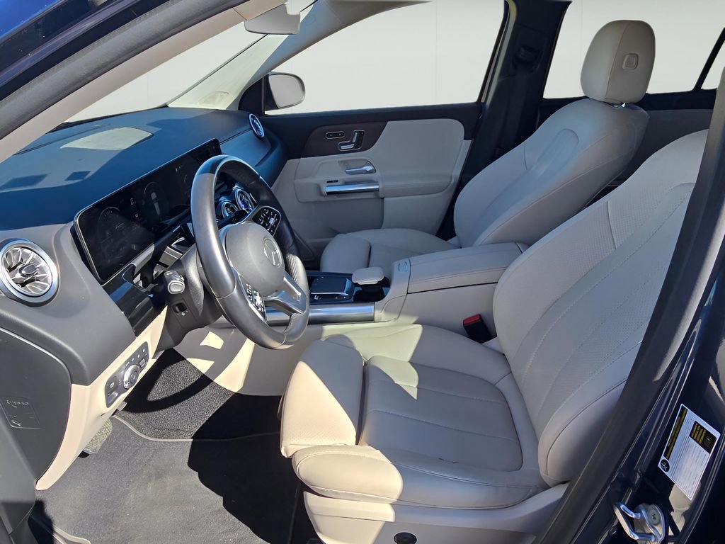 Used 2022 Mercedes-Benz GLA 250 4MATIC w/ Premium Package Lite image 26