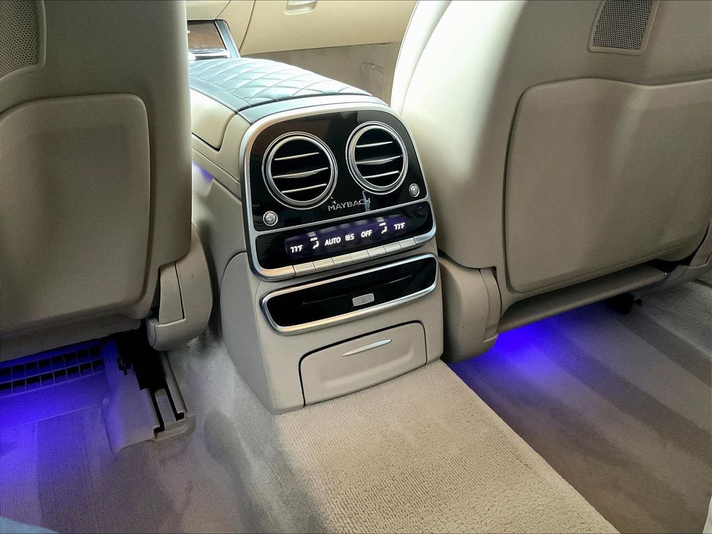 Used 2018 Mercedes-Benz Maybach S 560 4MATIC image 10