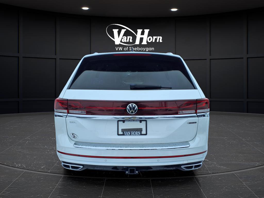 Used 2024 Volkswagen Atlas SEL Premium R-Line image 5