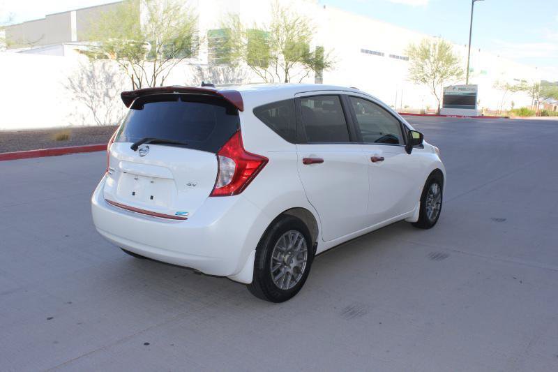 Used 2016 Nissan Versa Note SV FWD image 5
