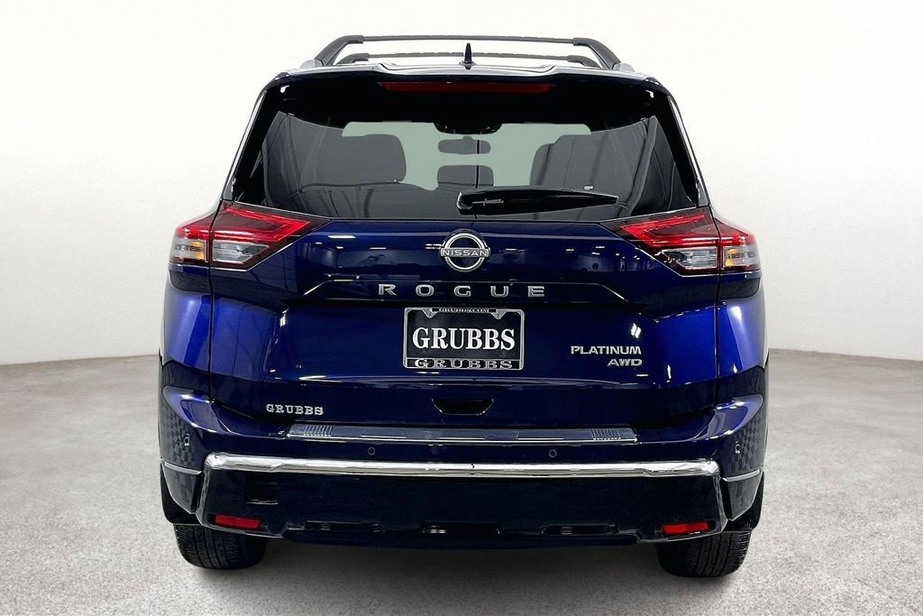 Used 2025 Nissan Rogue Platinum w/ Platinum Premium Package image 6