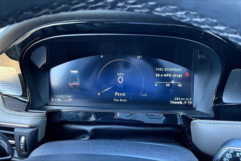 Used 2025 Lincoln Corsair Premiere image 15