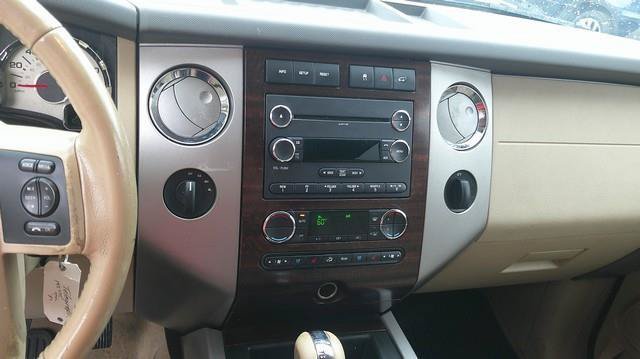 Used 2011 Ford Expedition EL XLT w/ 202A Rapid Spec Order Code AWD/4WD image 7