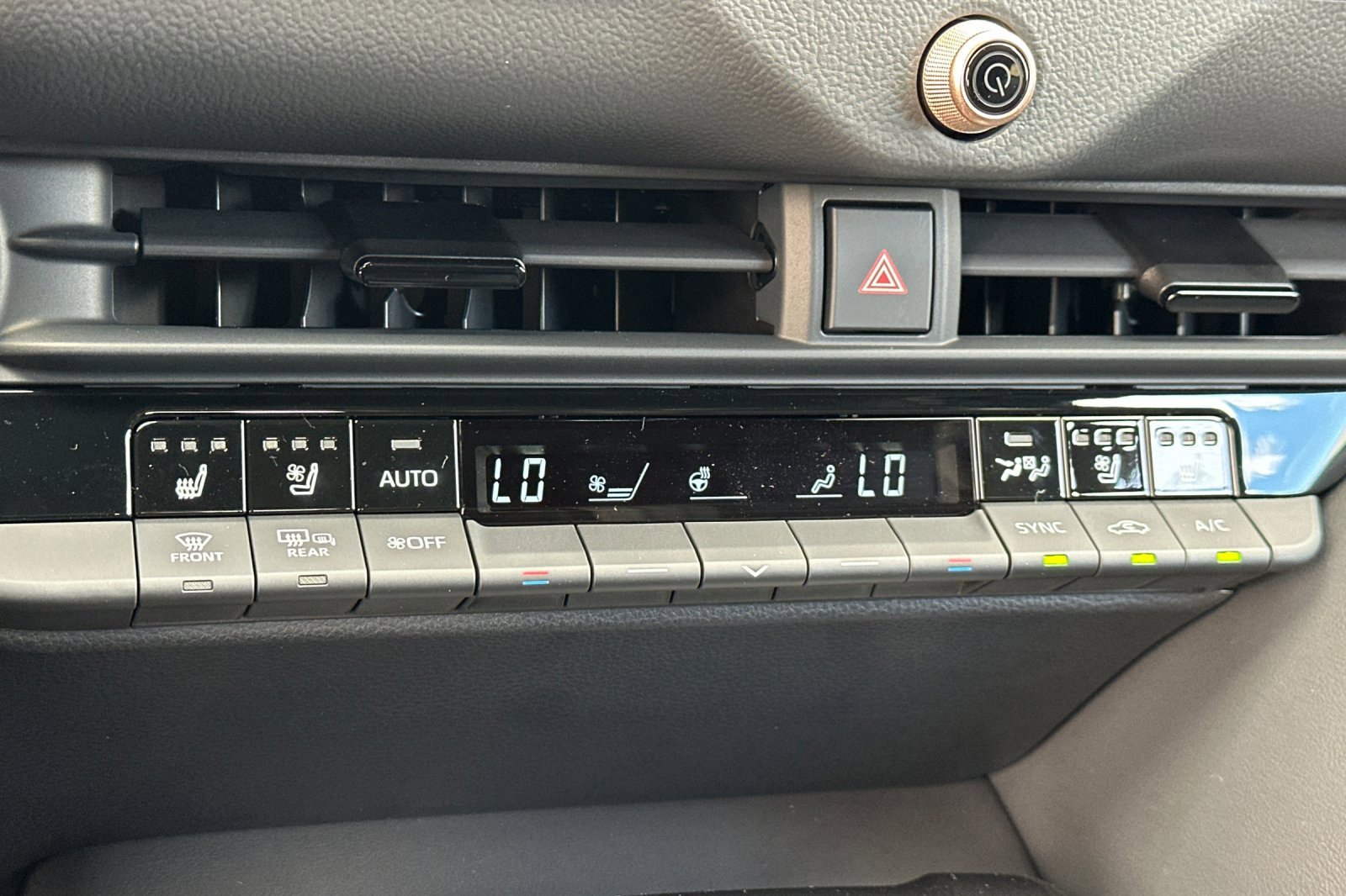 New 2025 Toyota Crown Signia image 23