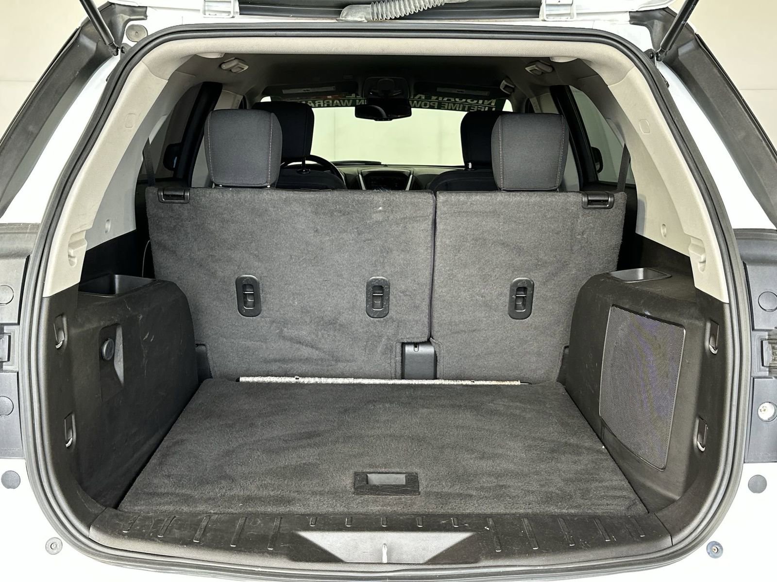 Used 2017 Chevrolet Equinox LT w/ Convenience Package FWD image 24