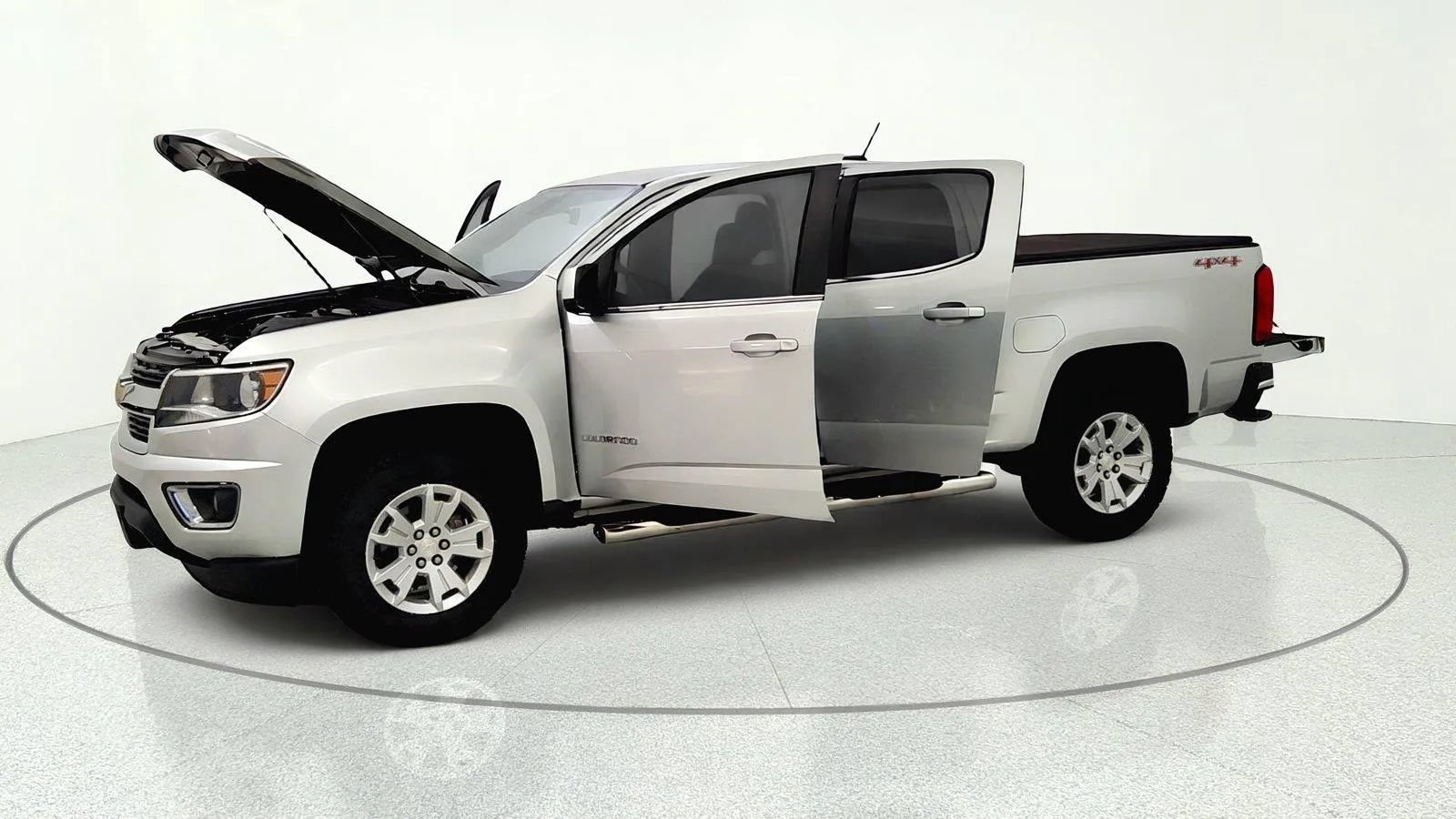 Used 2017 Chevrolet Colorado LT w/ LT Convenience Package AWD/4WD image 9