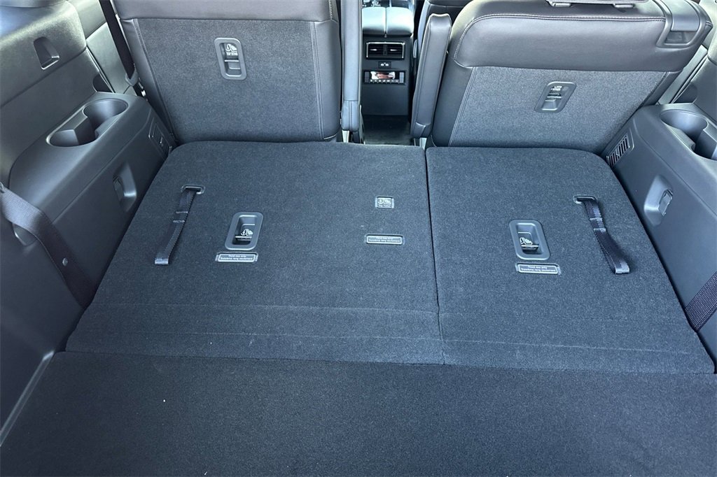 New 2025 MAZDA CX-90 Plug-In Hybrid w/ Preferred image 16