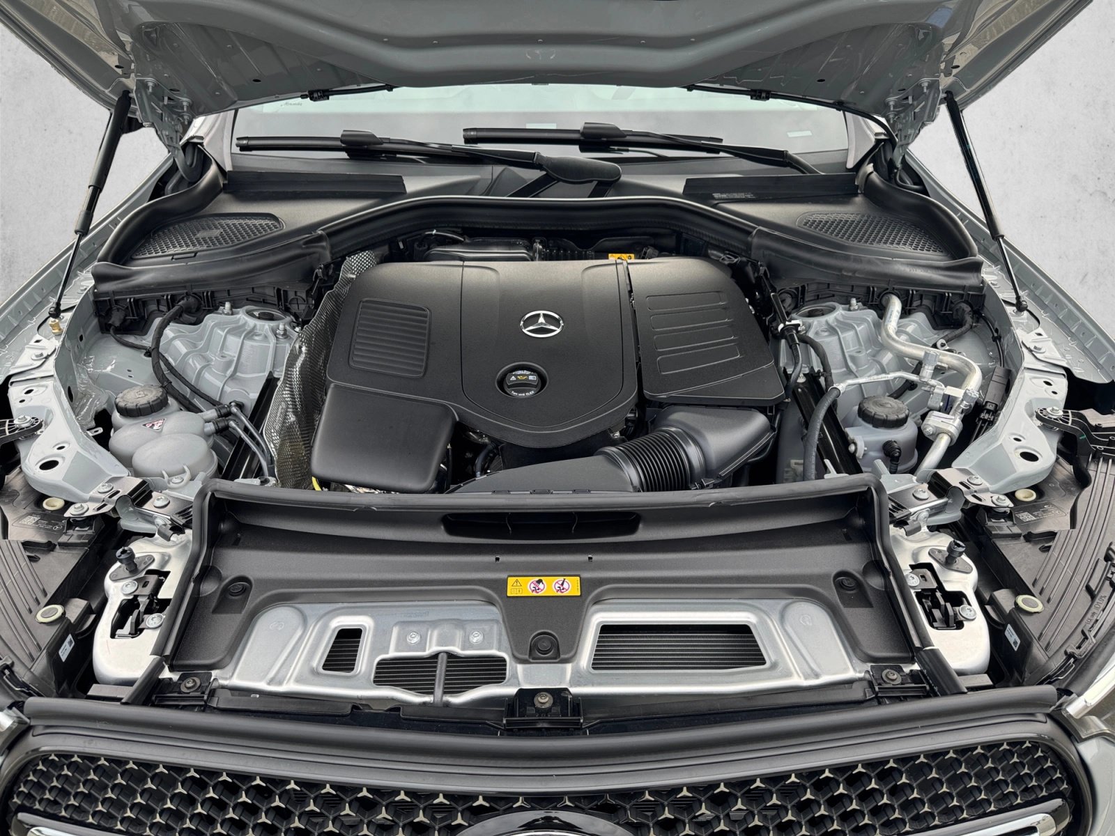 New 2027 Mercedes-Benz GLC 300 4MATIC image 18