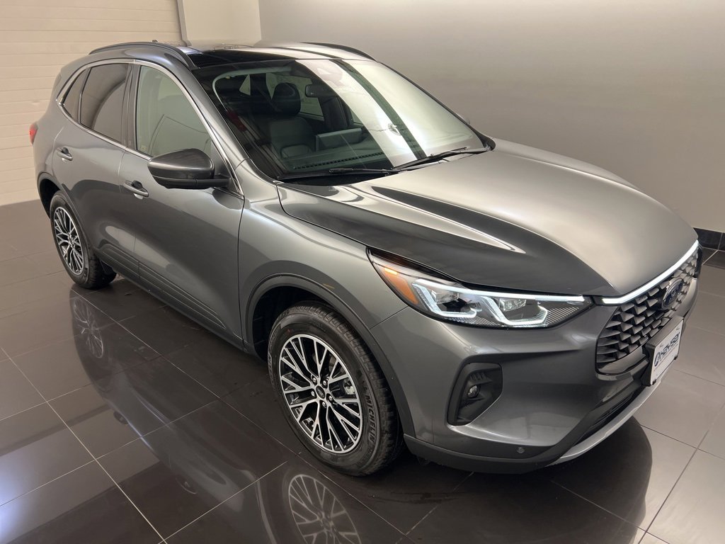 New 2026 Ford Escape SE