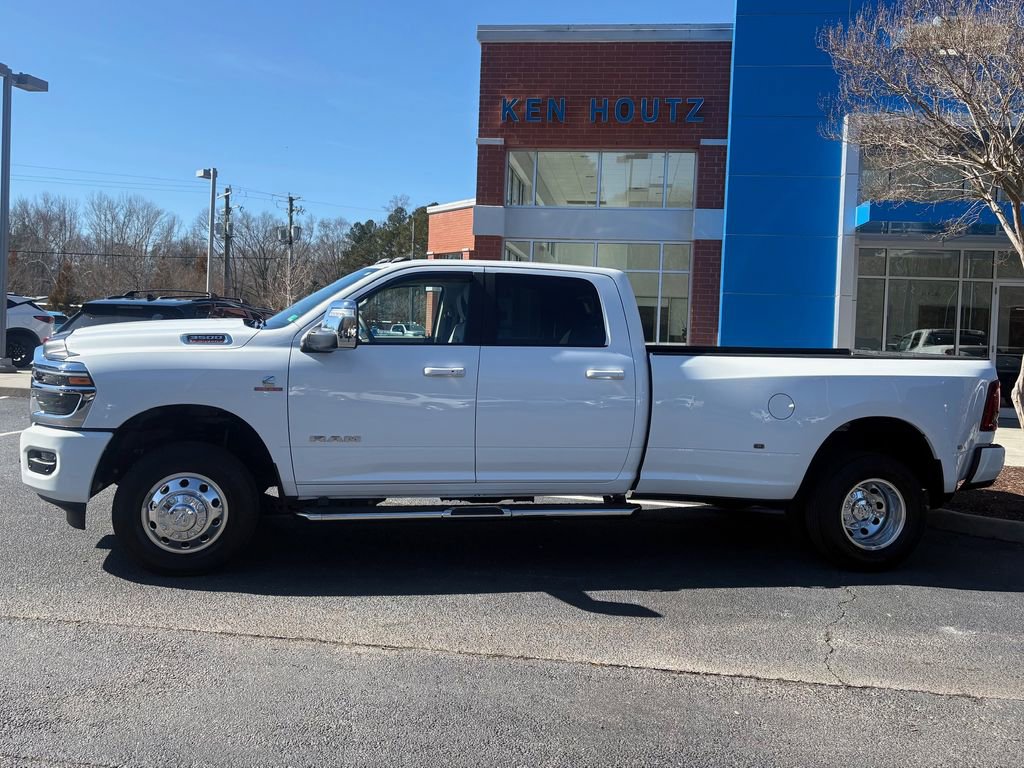 Used 2025 RAM 3500 Laramie w/ Max Tow Package image 2