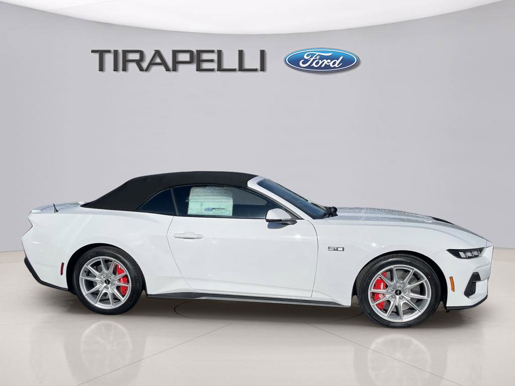 Used 2024 Ford Mustang GT Premium image 4