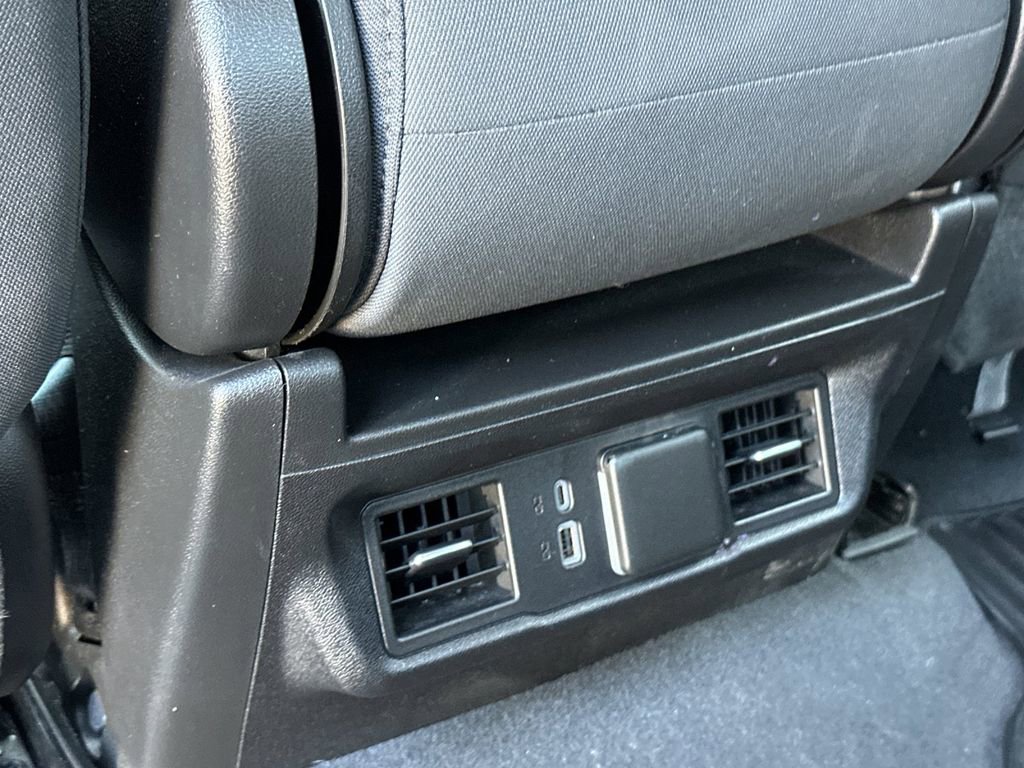 Used 2024 GMC Sierra 1500 Elevation image 13