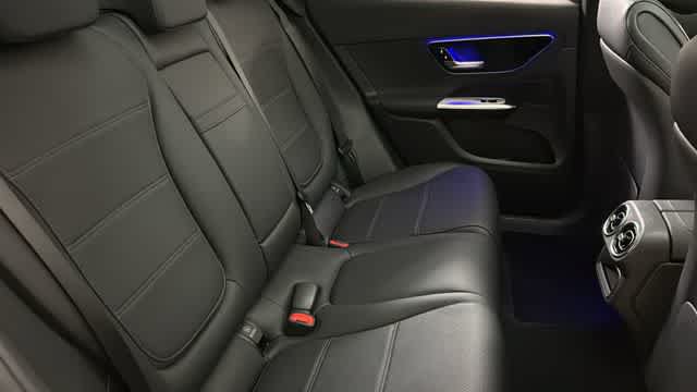 Certified 2026 Mercedes-Benz GLC 300 4MATIC image 32