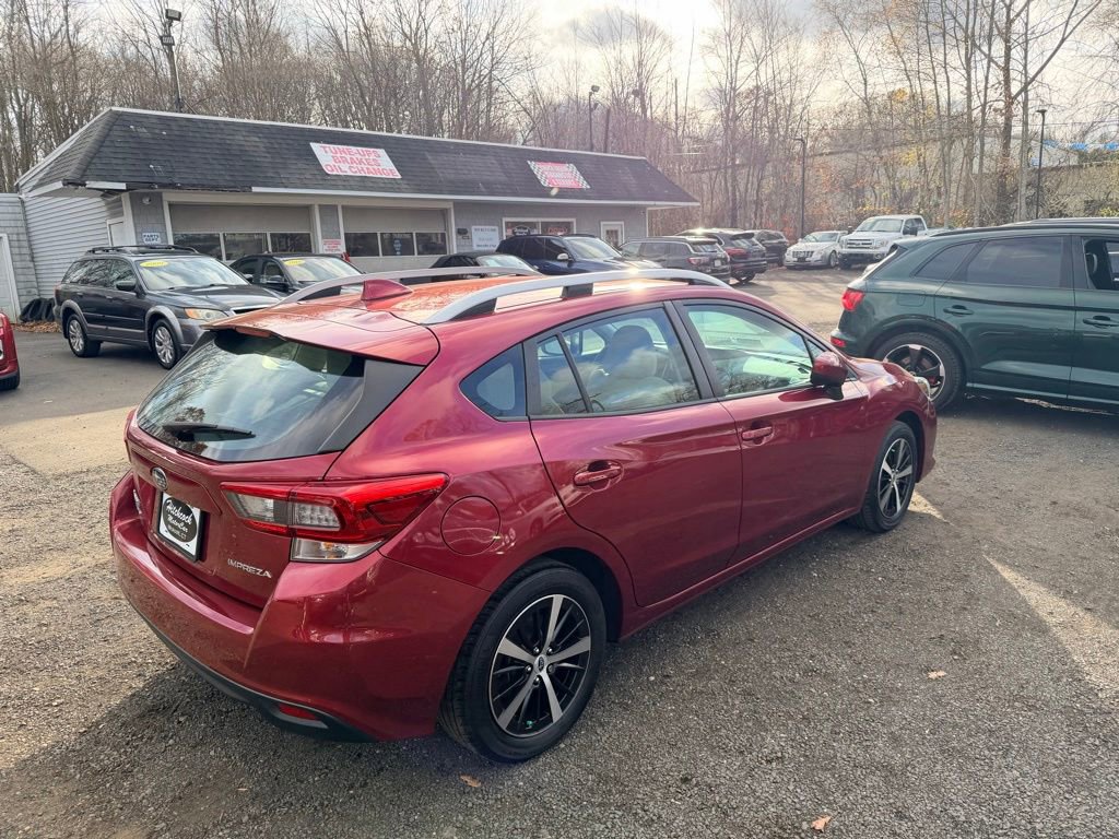 Used 2023 Subaru Impreza Premium image 3