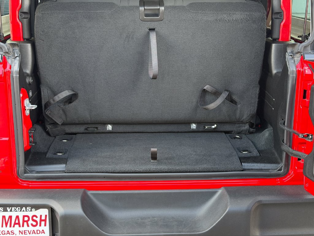 Certified 2022 Jeep Wrangler Sport AWD/4WD image 23