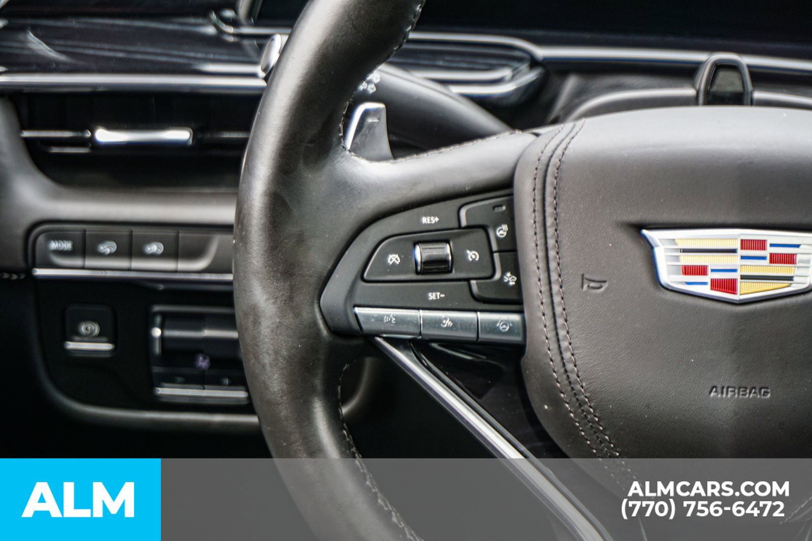 Used 2024 Cadillac Escalade ESV V AWD/4WD image 45
