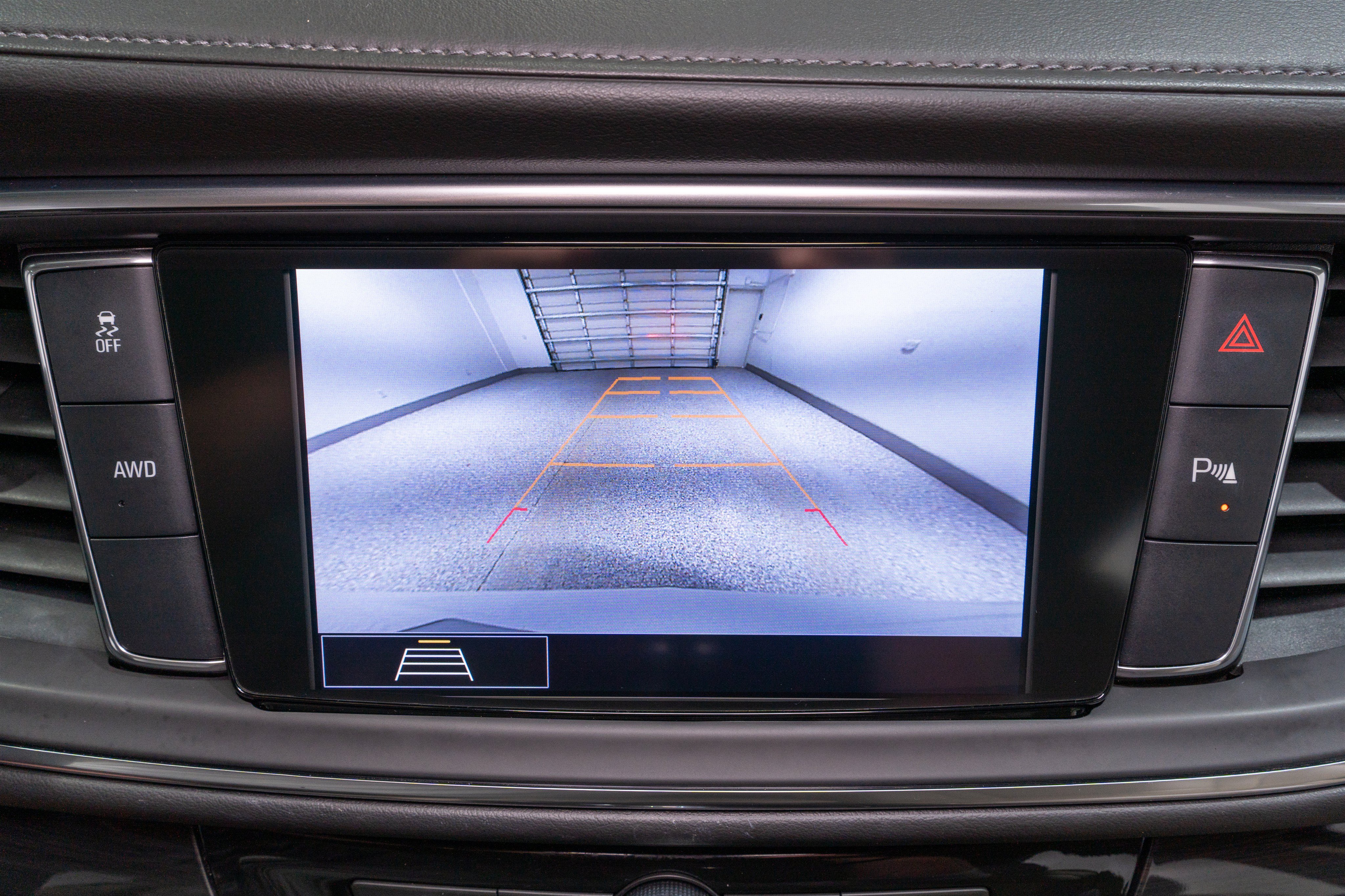 Used 2020 Buick Enclave Essence AWD/4WD image 20