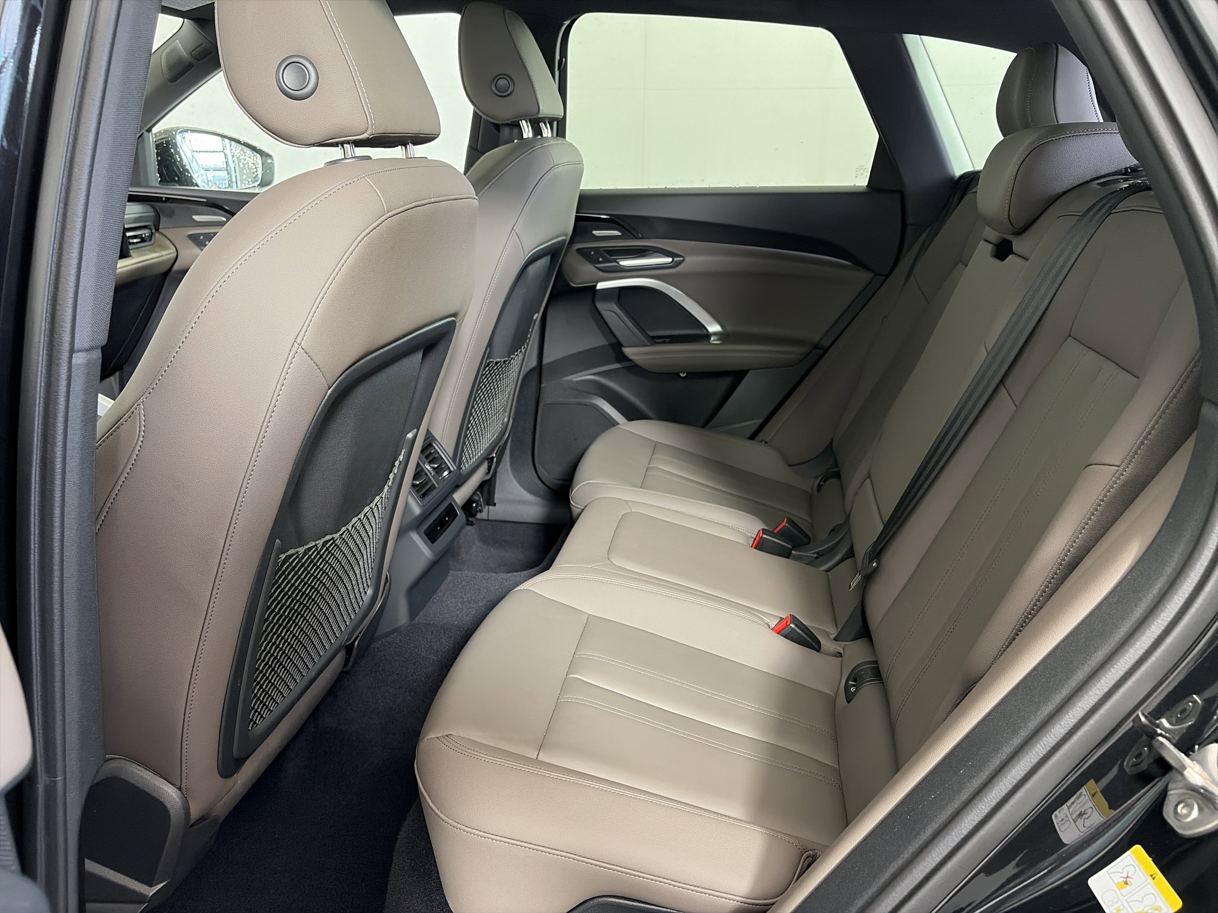 Used 2025 Audi Q5 Premium Plus w/ Premium Plus AWD/4WD image 7
