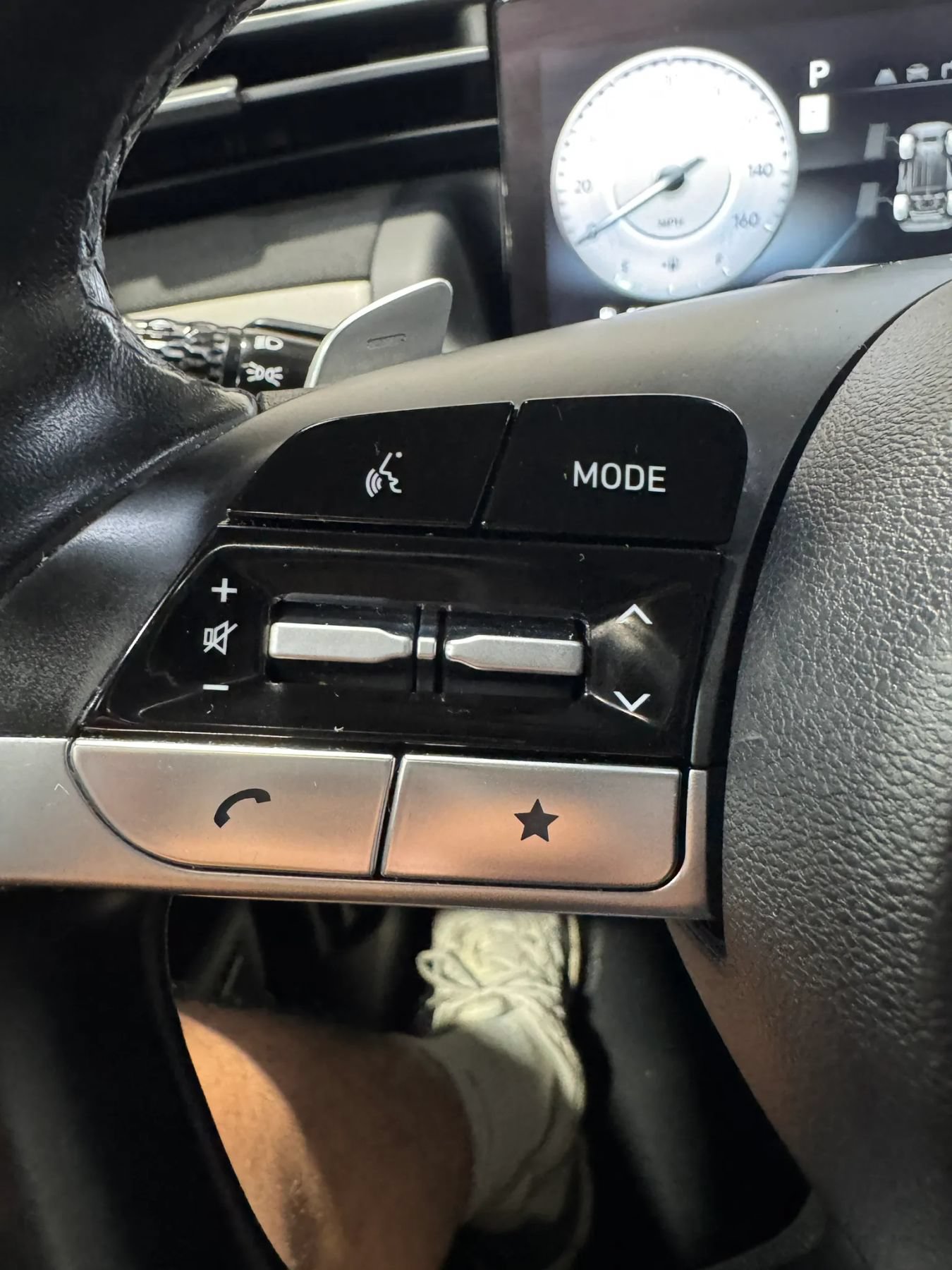 Used 2022 Hyundai Tucson Limited AWD/4WD image 12