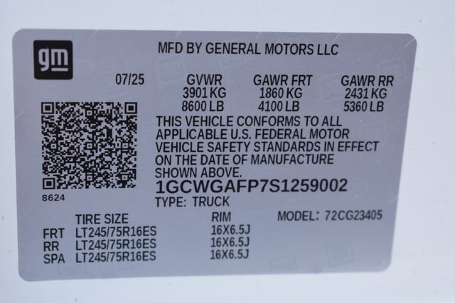 New 2025 Chevrolet Express 2500 w/ Driver Convenience Package RWD image 34