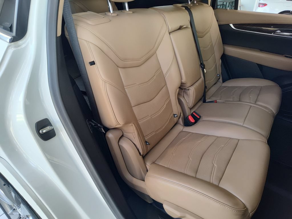 Used 2022 Cadillac XT6 Premium Luxury w/ Platinum Package AWD/4WD image 36
