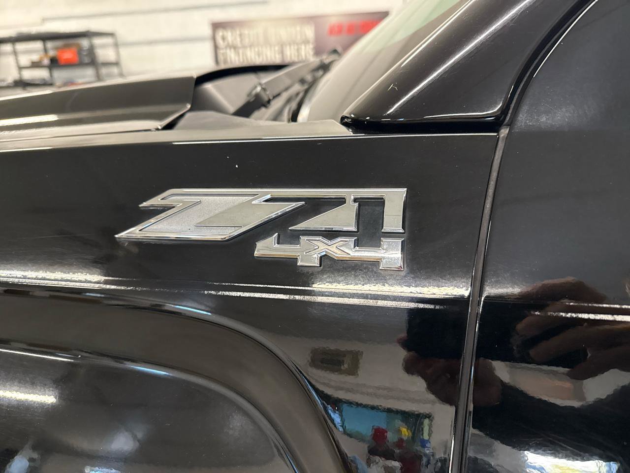 Used 2015 GMC Sierra 1500 SLT w/ SLT Crew Cab Value Package image 97