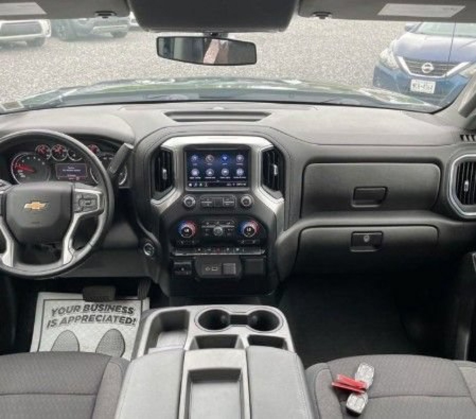 Used 2021 Chevrolet Silverado 1500 LT AWD/4WD image 13