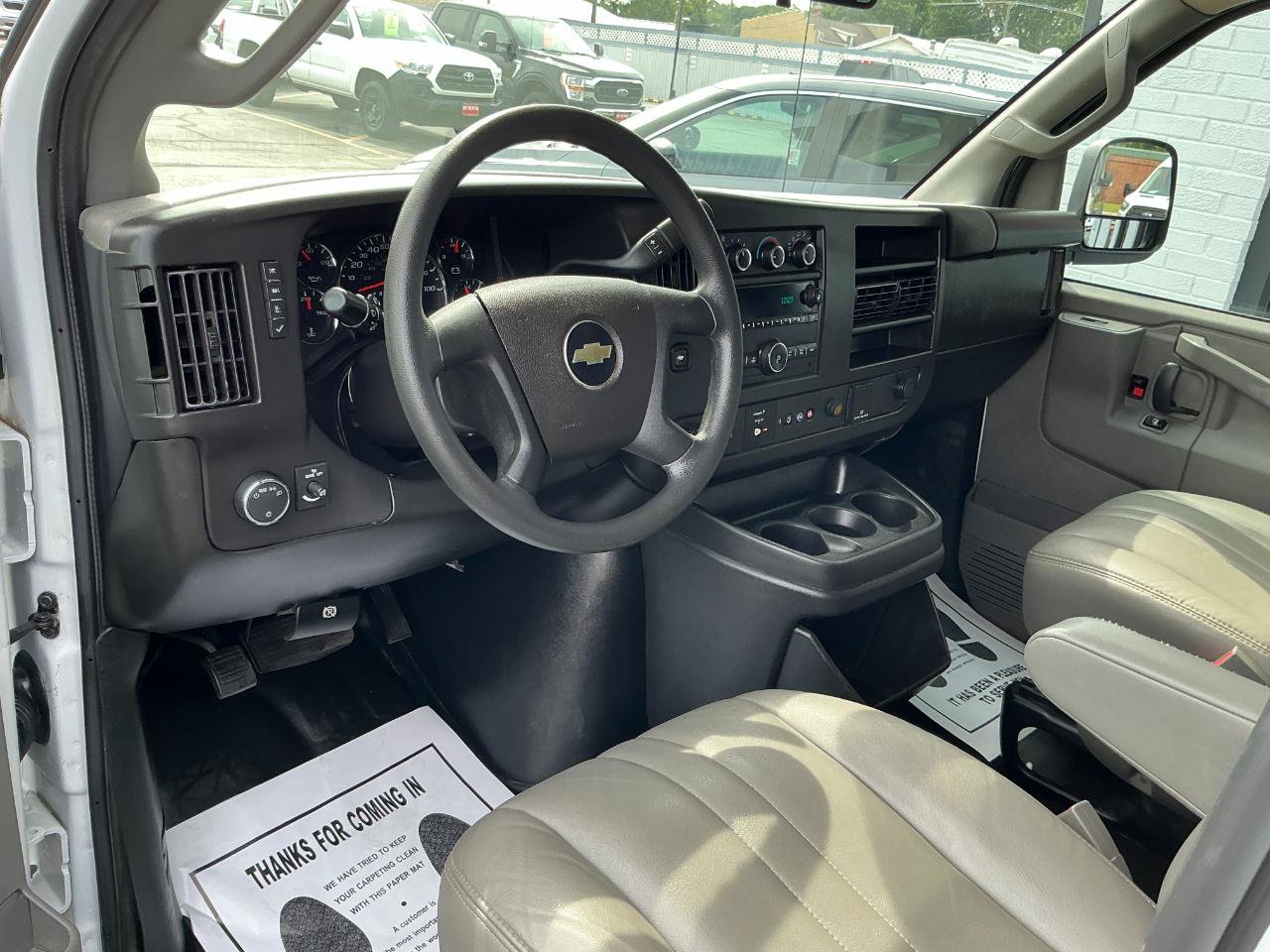 Used 2023 Chevrolet Express 2500 LS RWD image 9