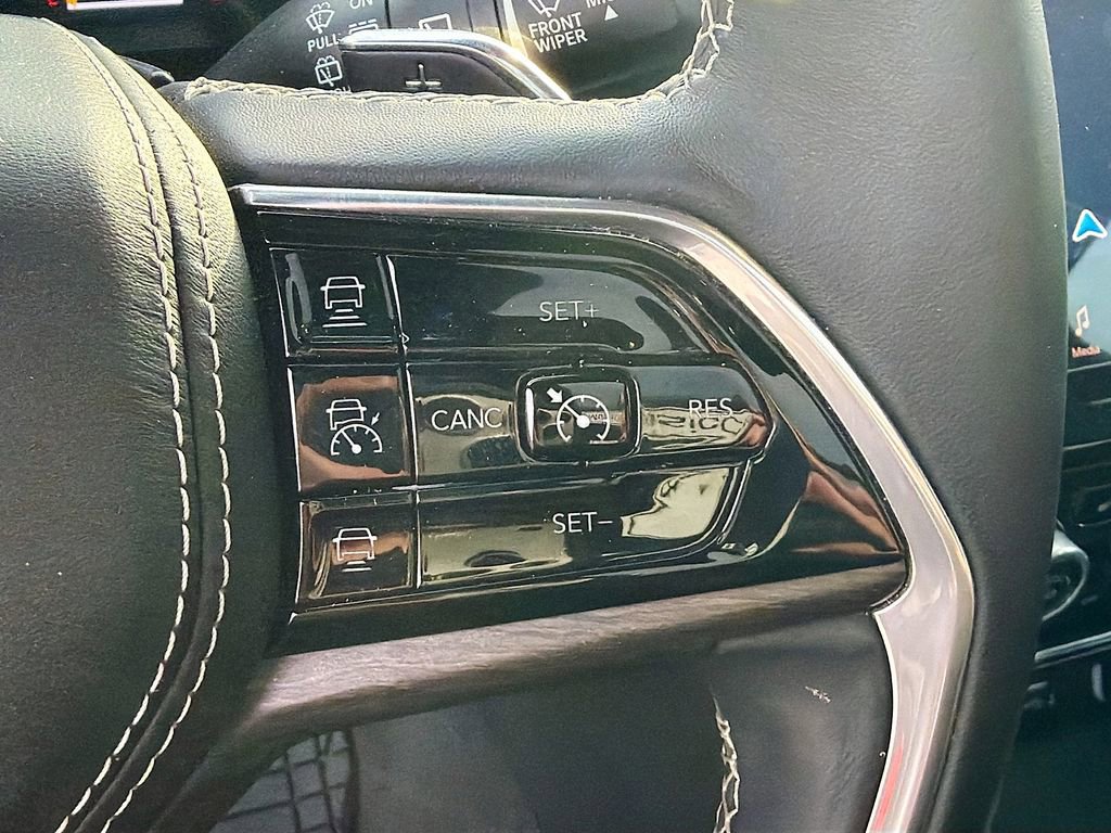 Used 2021 Jeep Grand Cherokee L Overland w/ Luxury Tech Group IV image 42