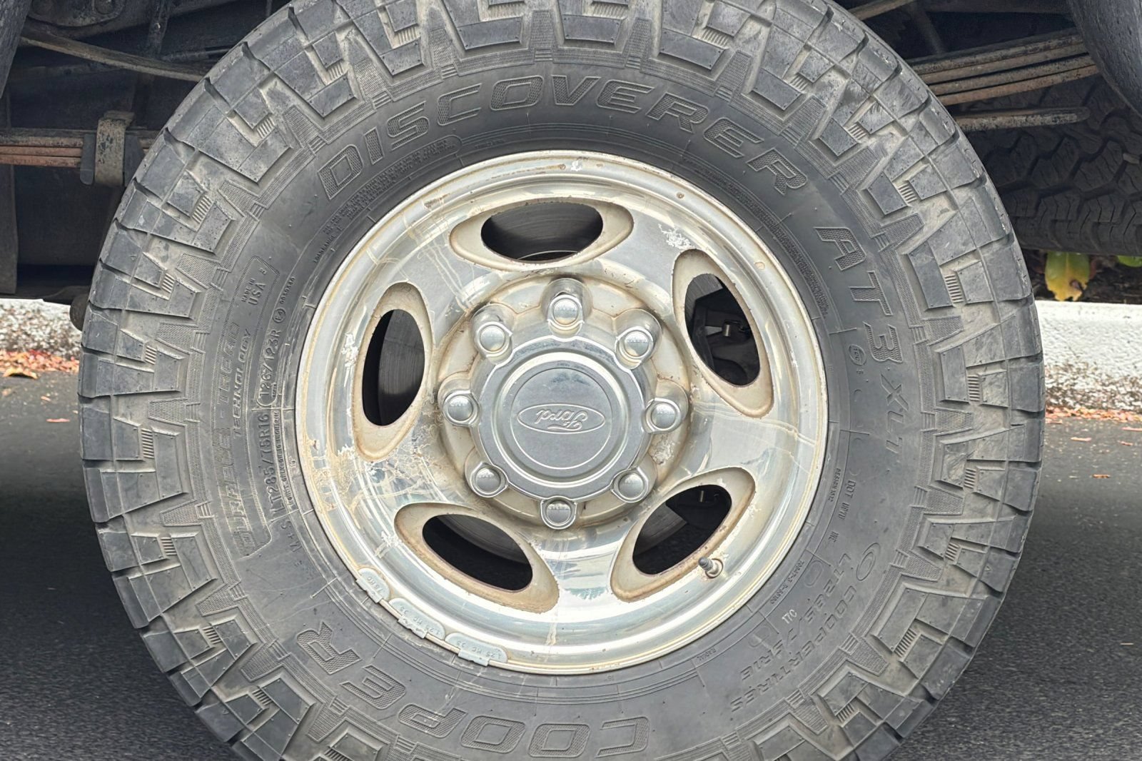 Used 2004 Ford F350 Lariat AWD/4WD image 22