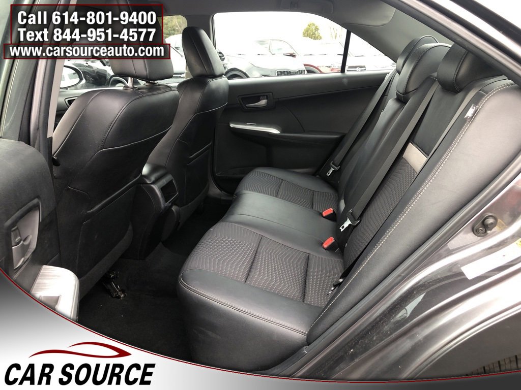 Used 2014 Toyota Camry L image 22