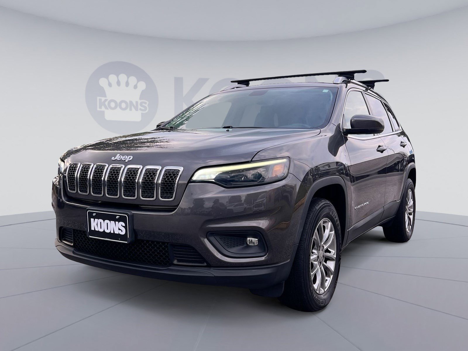 Used 2019 Jeep Cherokee Latitude Plus w/ Comfort/Convenience Group