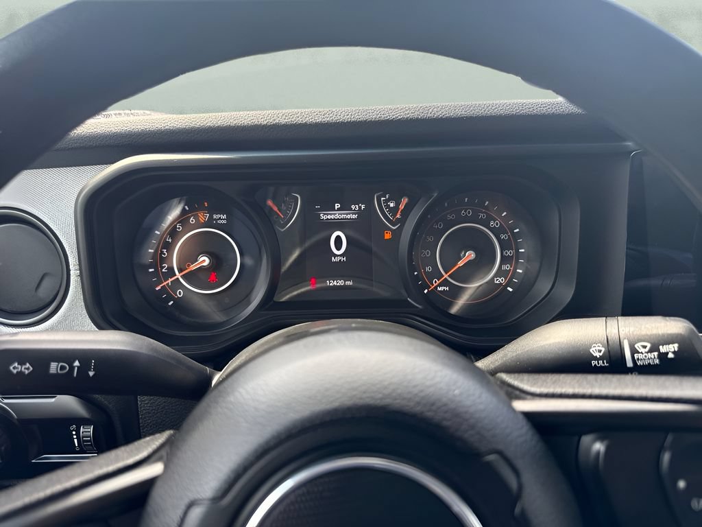 Used 2024 Jeep Gladiator Sport AWD/4WD image 14