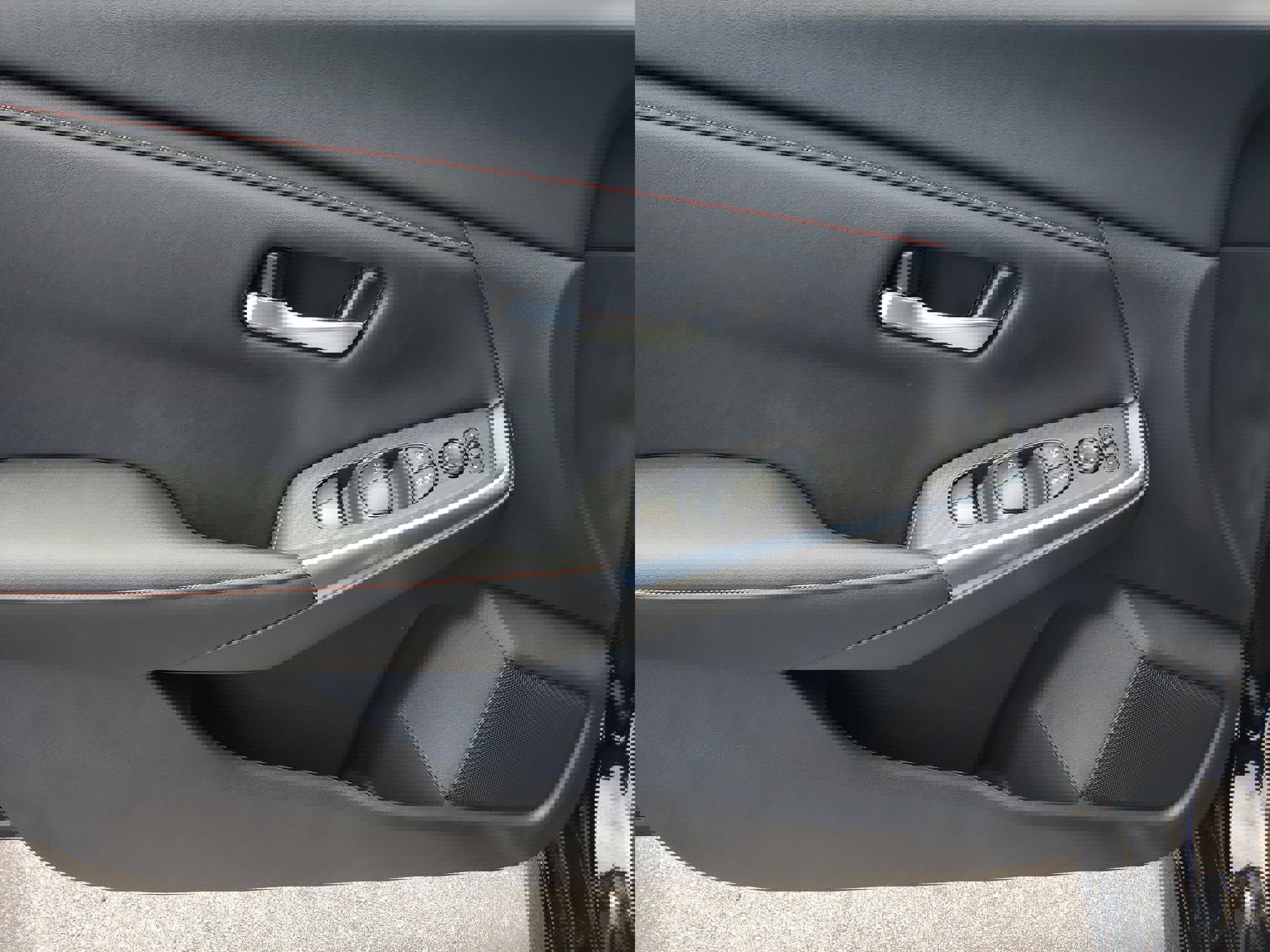 New 2025 Nissan Sentra SR w/ Midnight Edition image 12