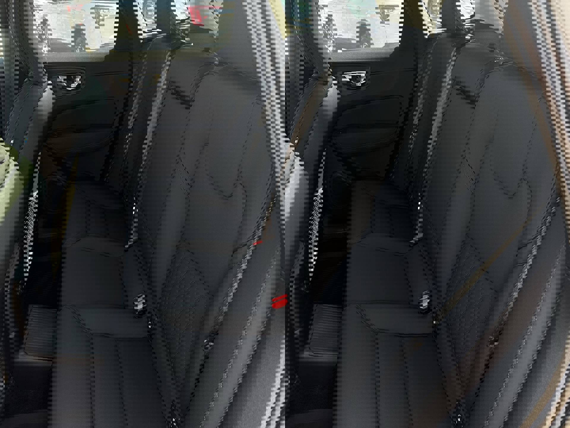 New 2026 Volvo XC60 T8 Plus w/ Protection Package Premier image 25