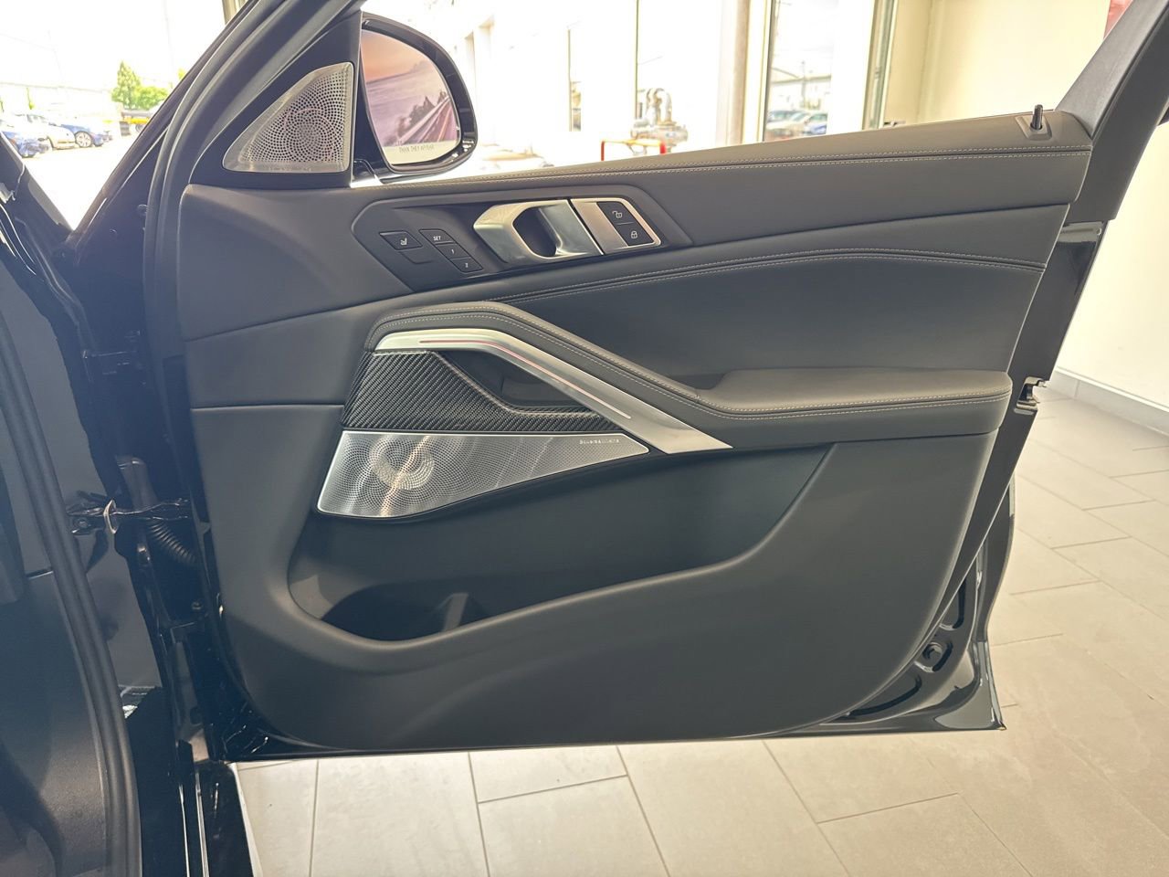 New 2027 BMW X6 M60i AWD/4WD image 56