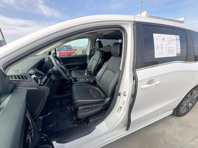 Certified 2025 Honda Odyssey Touring image 14