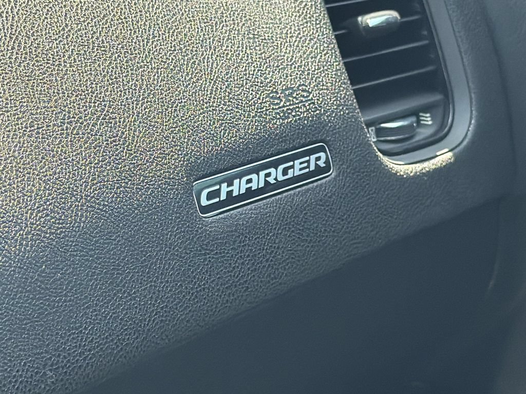 Used 2019 Dodge Charger SXT w/ Blacktop Package RWD image 24
