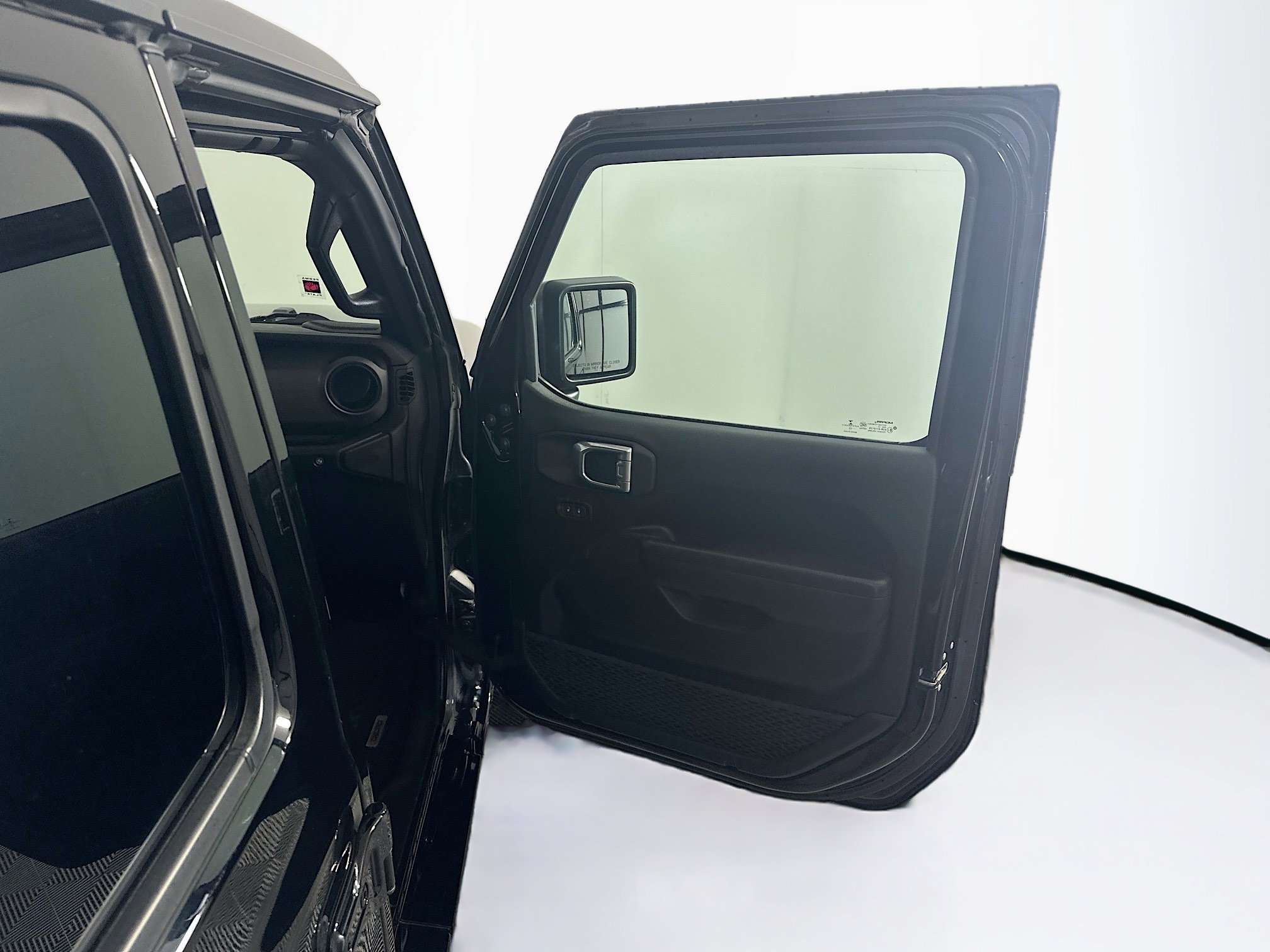 Used 2022 Jeep Wrangler Sport S AWD/4WD image 32