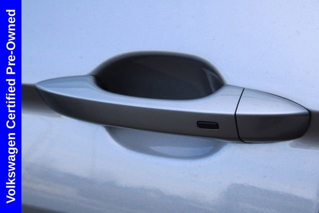 Used 2024 Volkswagen Tiguan SE R-Line image 15