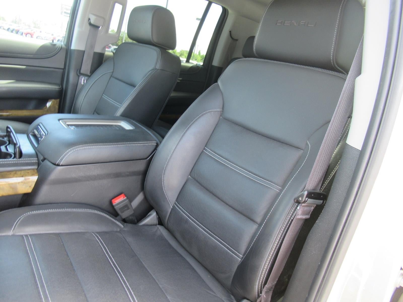 Used 2017 GMC Yukon XL Denali RWD image 19