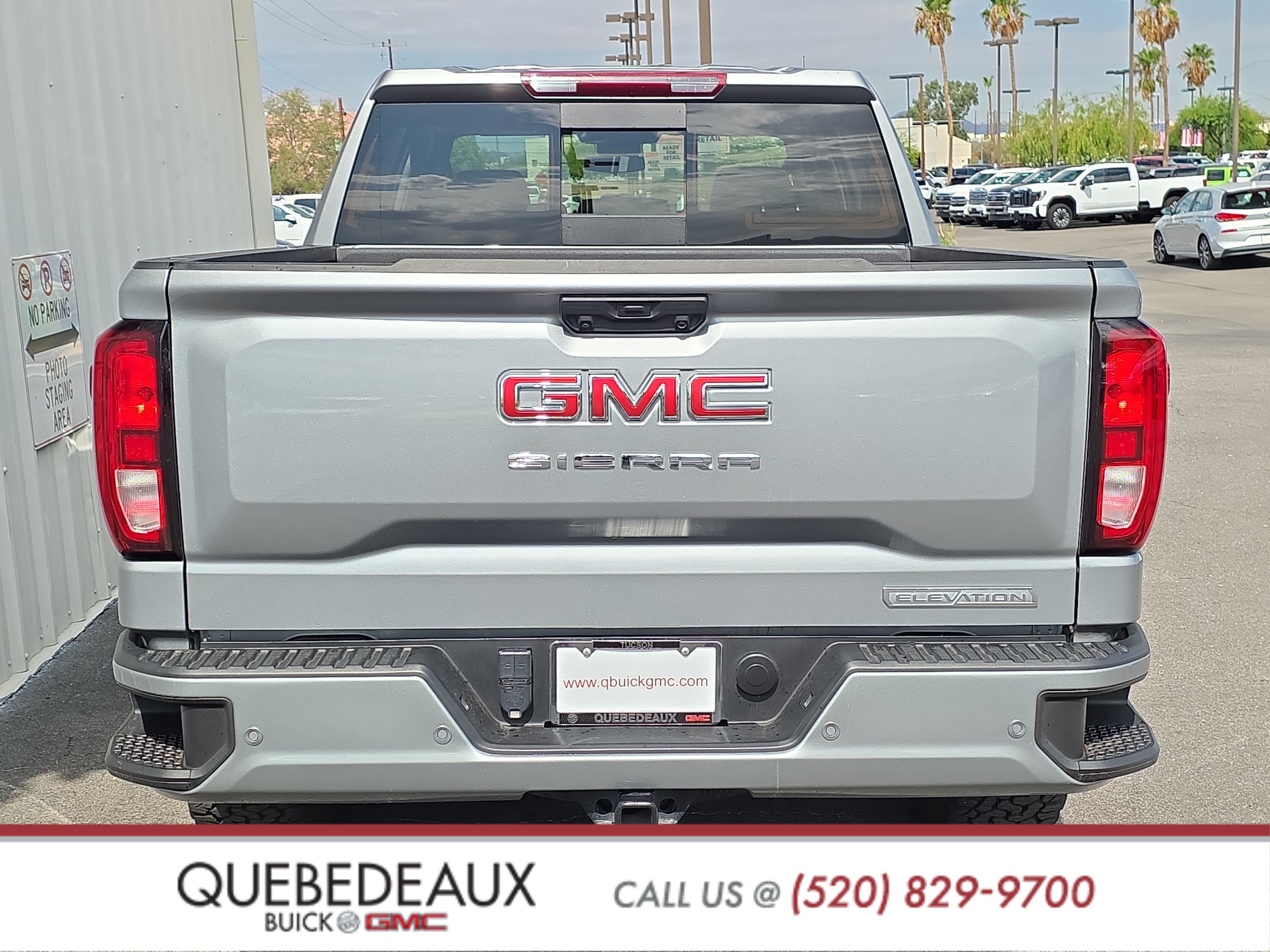 Used 2025 GMC Sierra 1500 Elevation w/ Elevation Premium Package AWD/4WD image 6