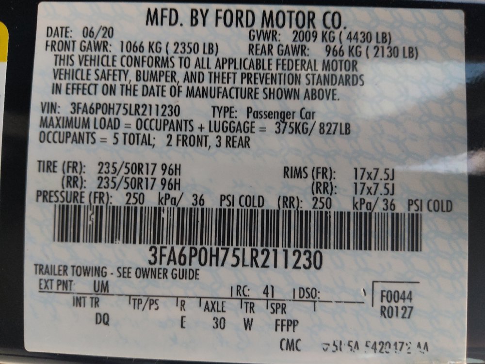 Used 2020 Ford Fusion SE FWD image 33