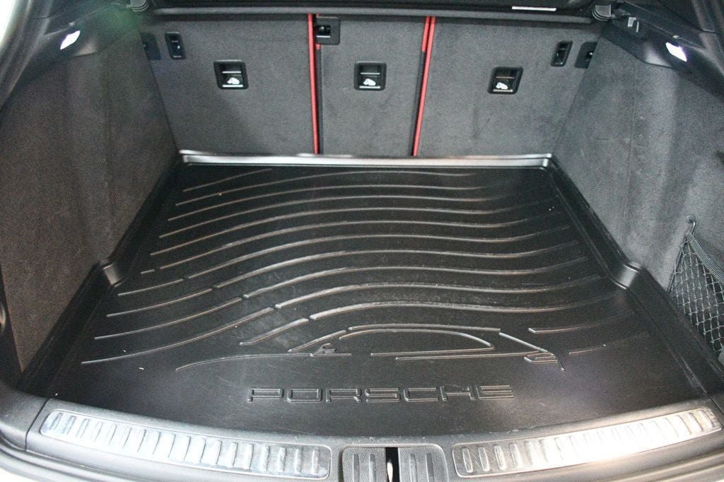 Used 2020 Porsche Macan S AWD/4WD image 73