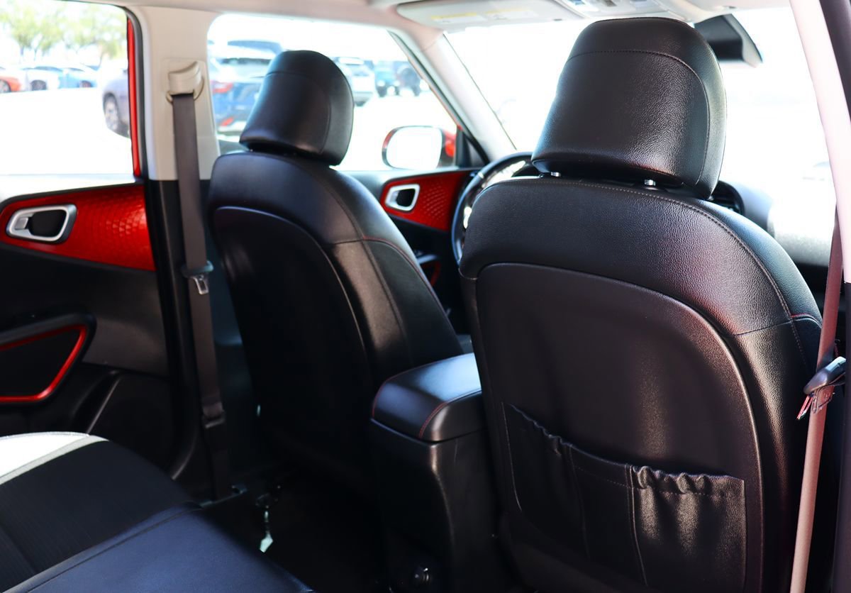 Used 2021 Kia Soul Turbo FWD image 28