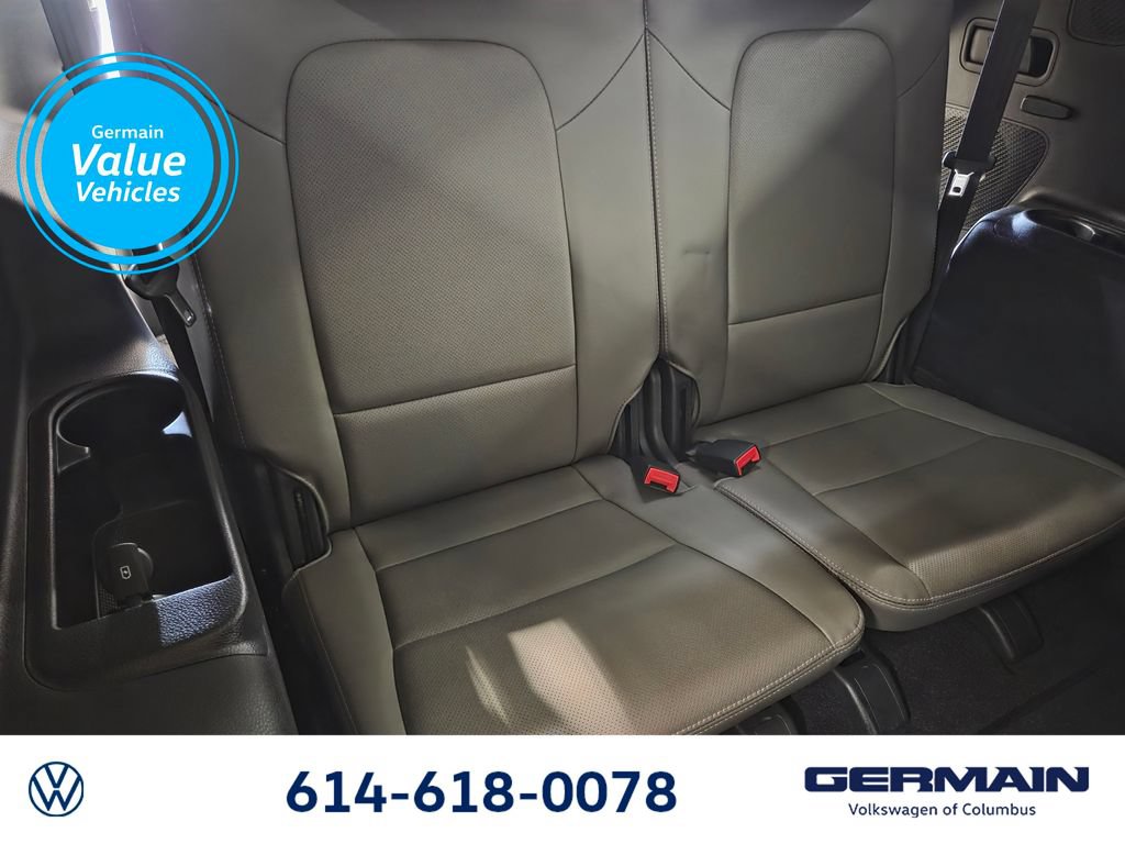 Used 2017 Hyundai Santa Fe Limited AWD/4WD image 17