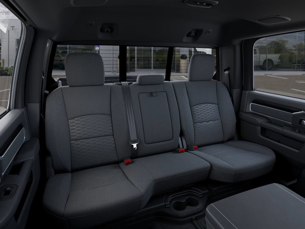 New 2025 RAM 3500 Big Horn AWD/4WD image 16