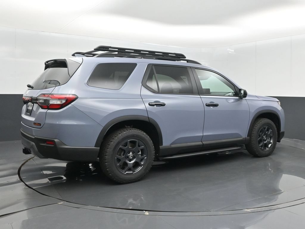 New 2026 Honda Pilot TrailSport image 8