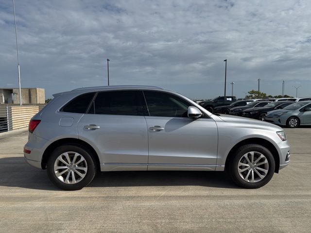 Used 2015 Audi Q5 2.0T Premium Plus w/ Technology Package image 2